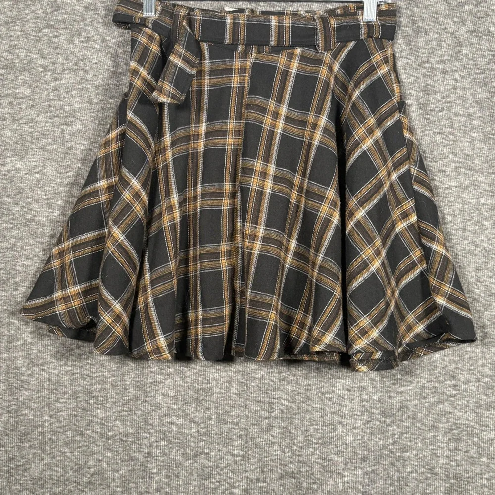 ROMWE Brown Plaid Belted Skater Mini Skirt Womens Size M US 6 High Waisted